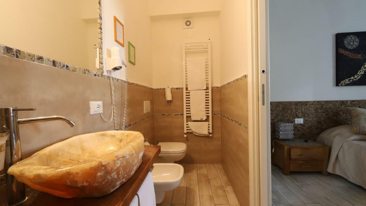 La Spezia Holidays' Rooms Exterior foto